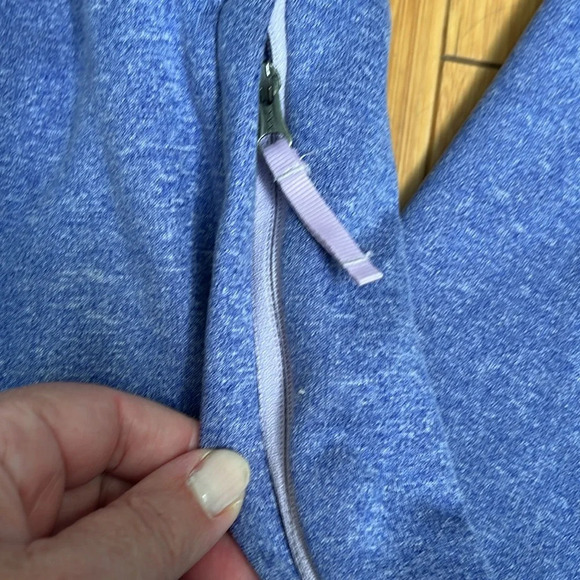 💰 The North Face Girl's Agave Hoodie Full Zip Jacket - Picture 4 of 14